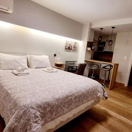 Stylish Studio Near Athens Hilton, Self Check-In! Exteriör bild